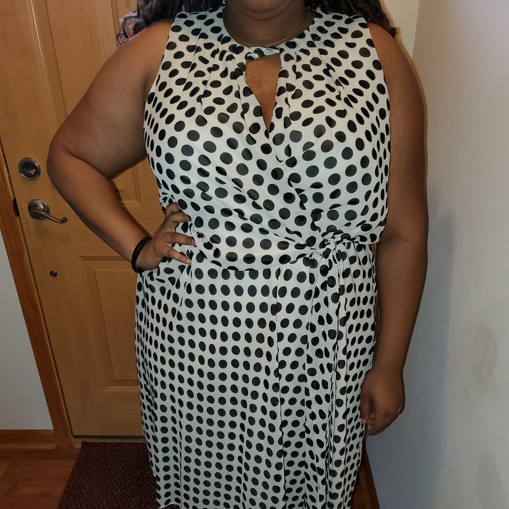 Plus size polka dot midi dress